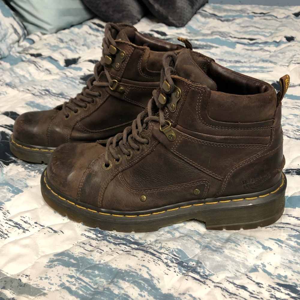 Dr. Martens Soren boots brown size 9